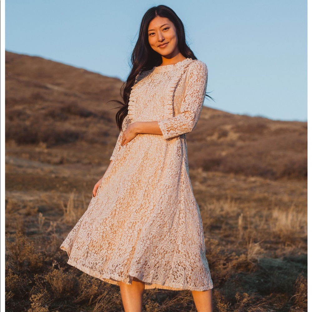 Micah Lace MIDI Dress in Blush